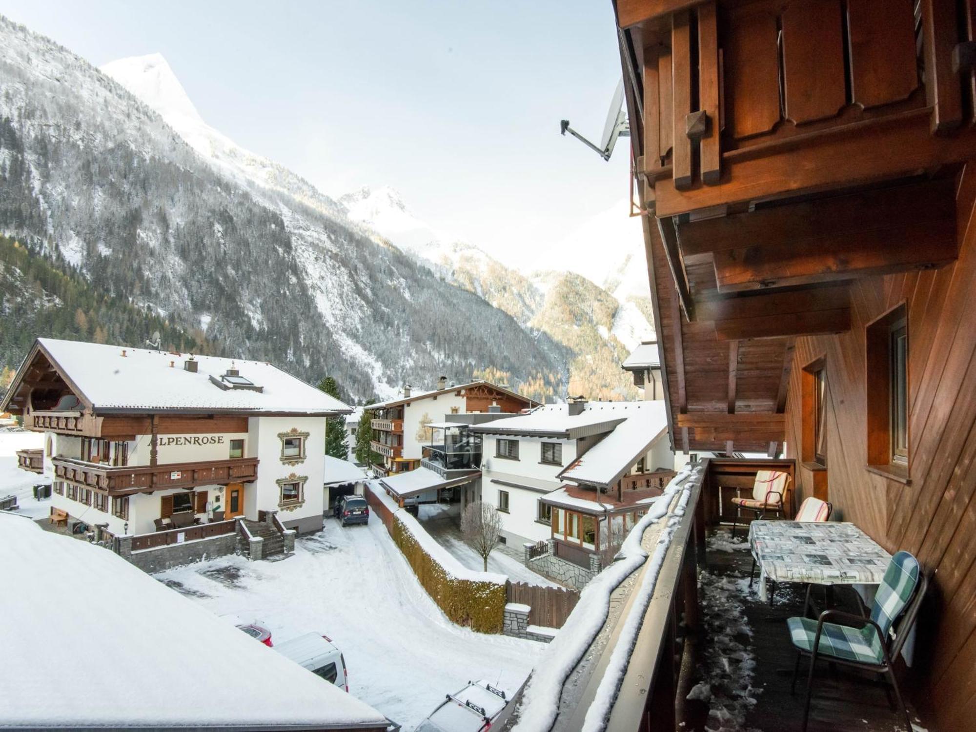 Comfortable Apartment In L Ngenfeld With Ski Storage Längenfeld Kültér fotó