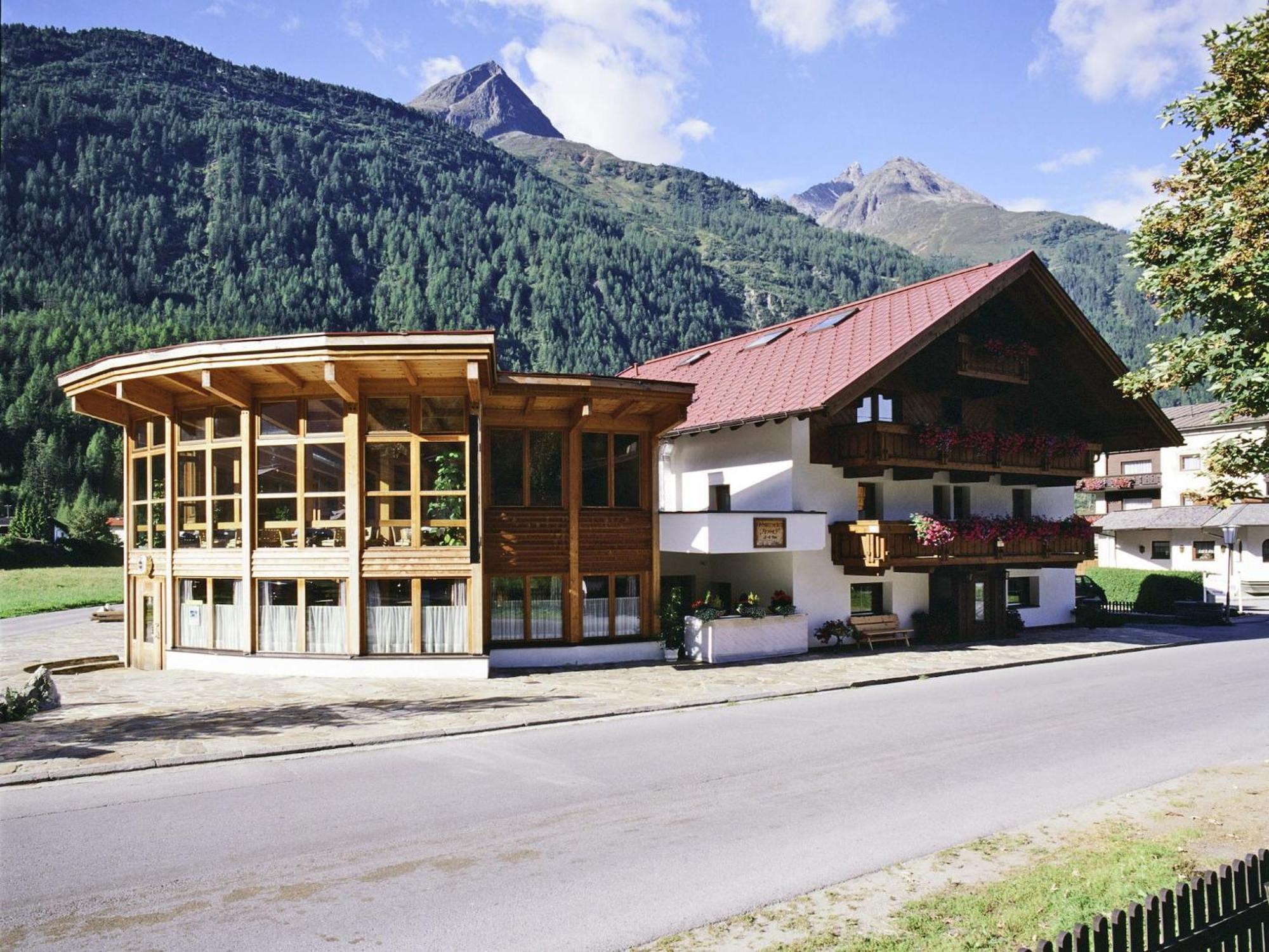 Comfortable Apartment In L Ngenfeld With Ski Storage Längenfeld Kültér fotó